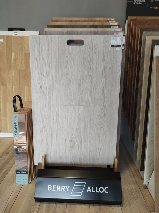 Parchet Allegro Light 69.9 lei mp