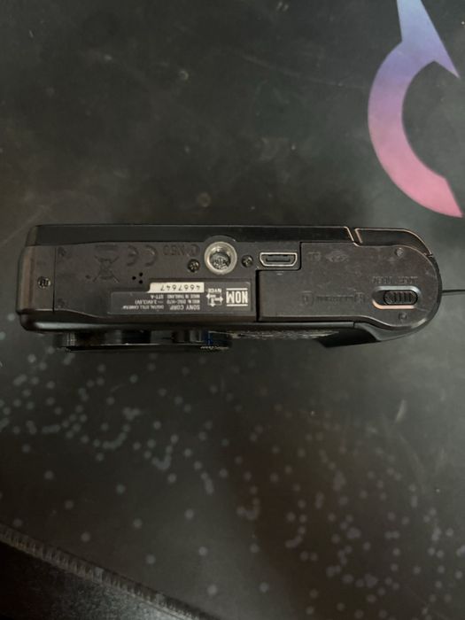 Sony Cyber-shot DSC-H70