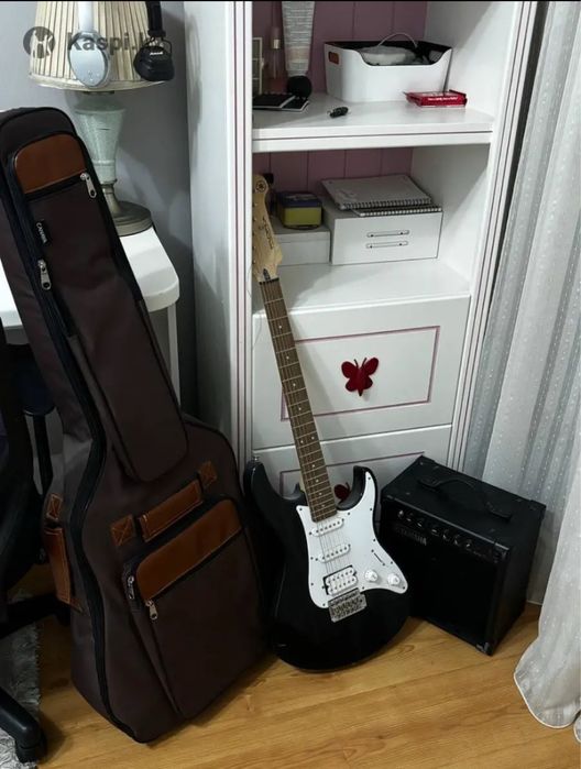 Yamaha электрогитара Pacifica012WH