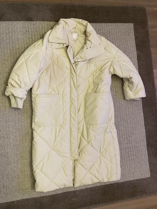 Geaca lunga de iarna, H&M.