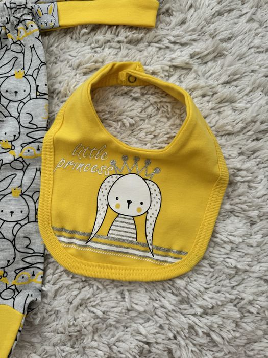Бебешки комплект дрешки Miniworld от Carnival kids за бебе 56-62