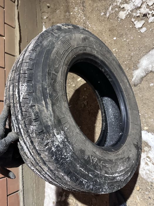 Грузовые шины  17,5
