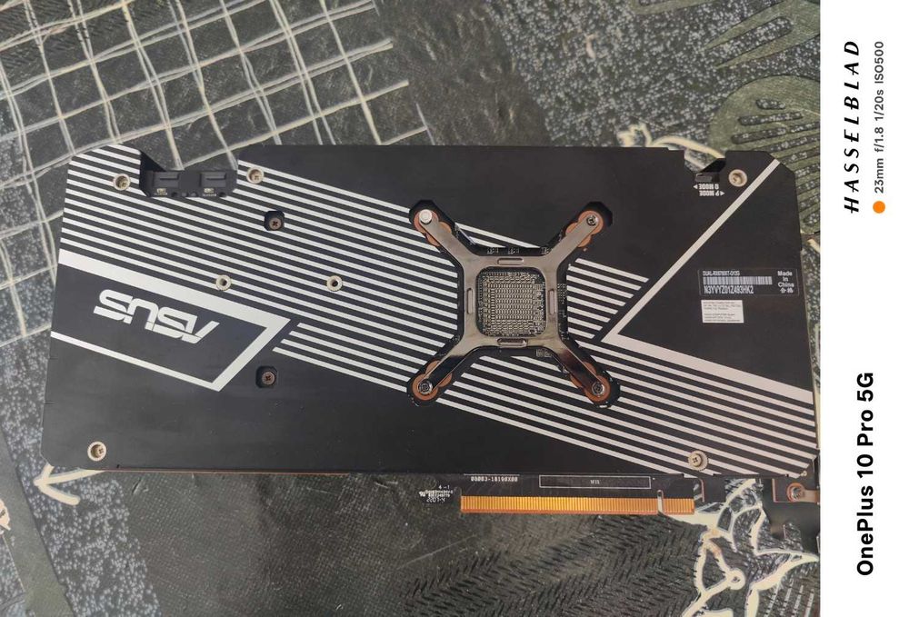 Геймърска видео карта ASUS Radeon RX 6750 XT Dual 12GB