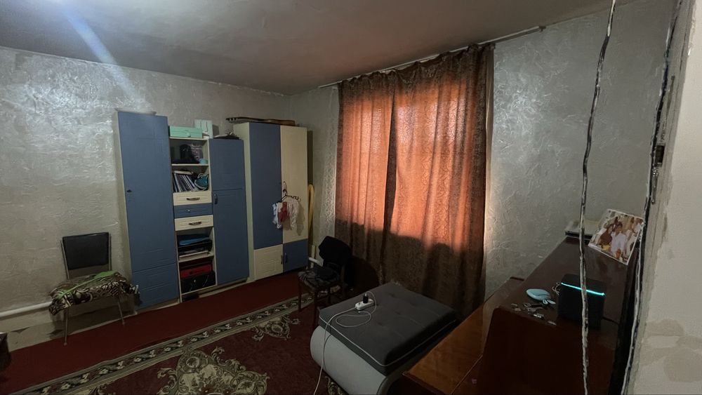 Продам не достроенный дом с врменякой