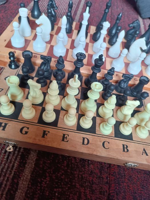 Шахматы большие в отличном состоянии 400000