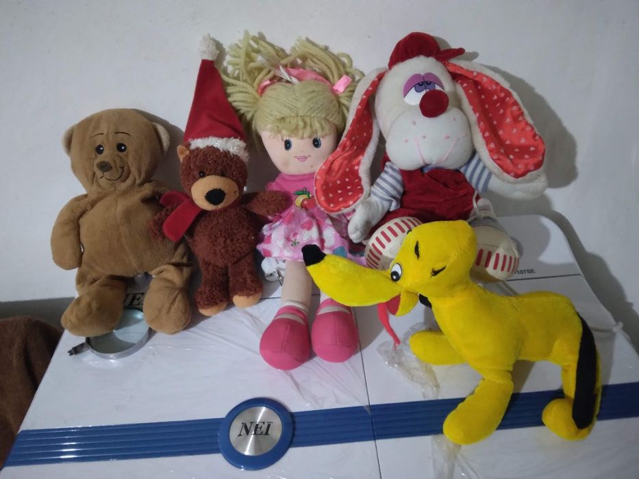 Loturi de jucării pentru copiii ieftin la 100 de lei lotul