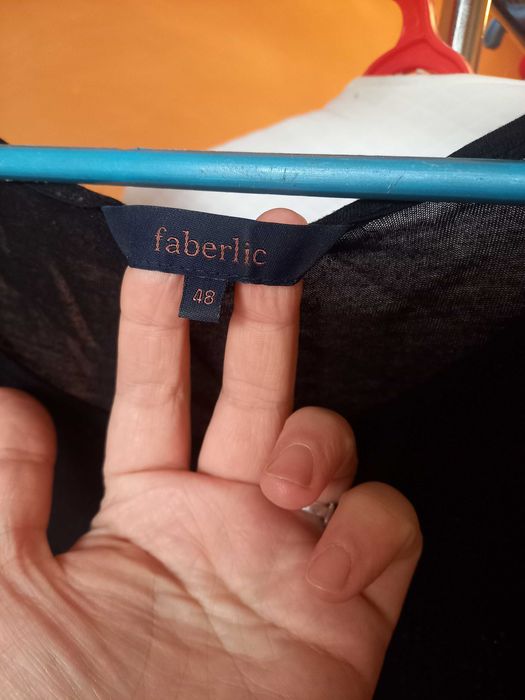 Кофта черная от фаберлик