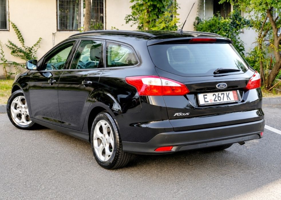 FORD Focus 2011 — imagine 3
