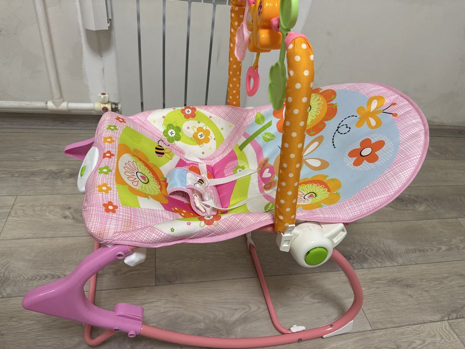 Продается кресло-качалка детская