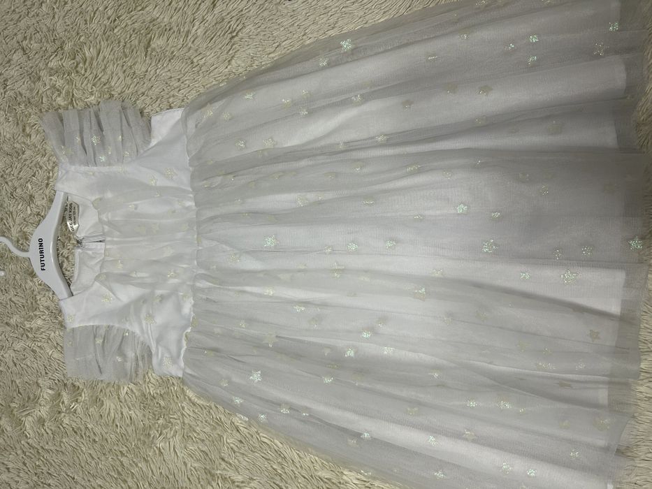 Продам платье со звездочками блестками