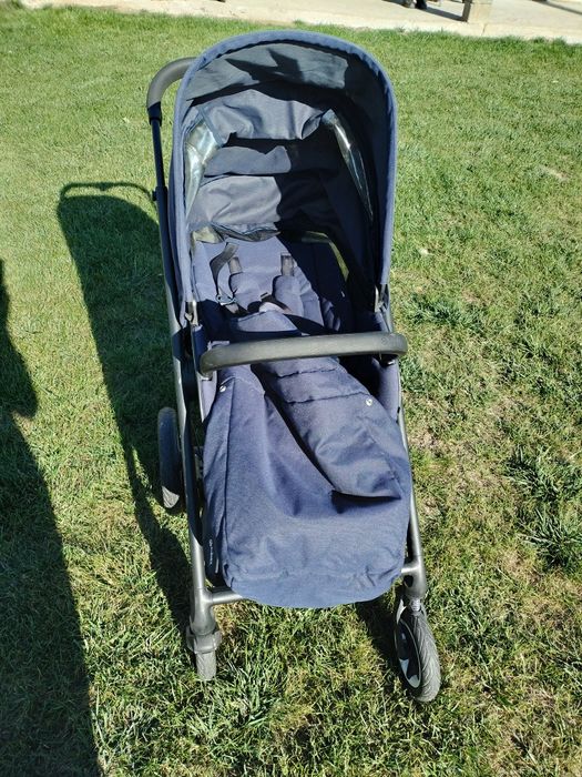 Vând cărucior Cybex
