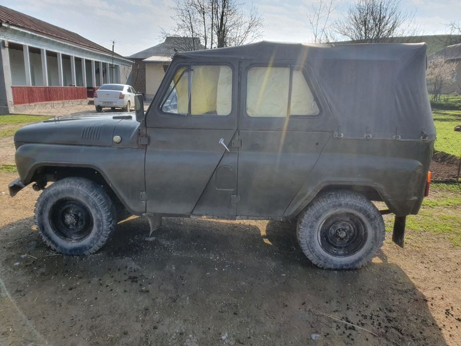 UAZ 4x vils xolati orta