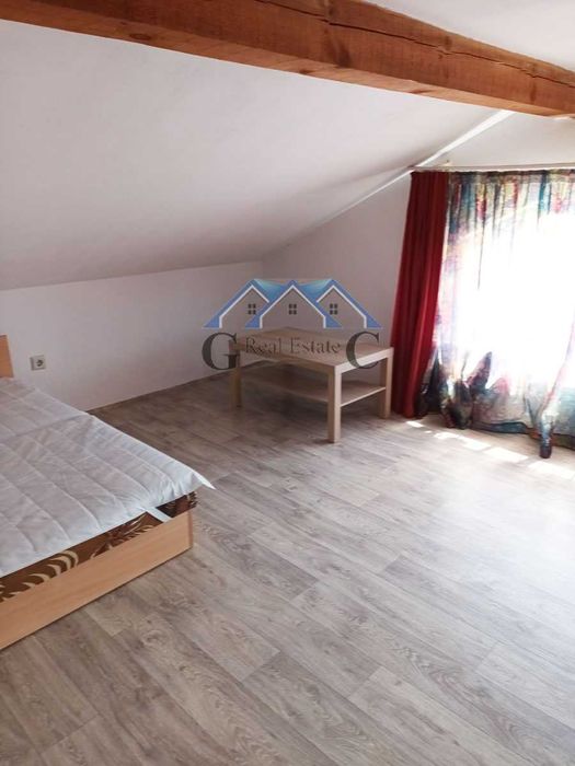 Дава се под наем Етаж от къща в Варна, Левски - 20 кв.м за 229.5 € - Снимка #2