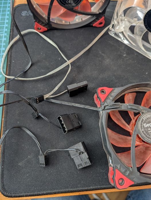 Ventilatoare carcasa PC