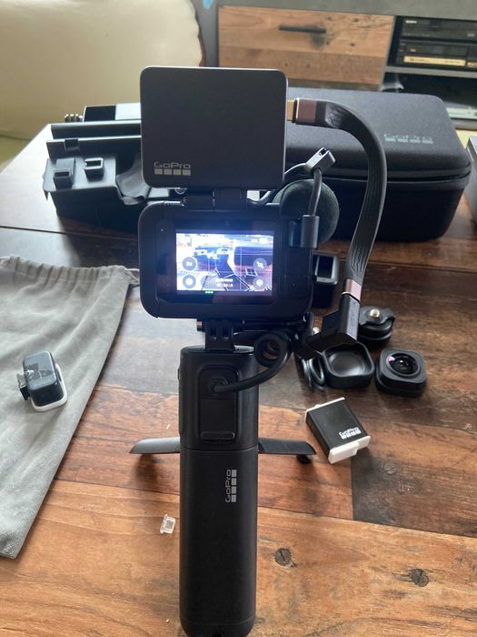 Go-Pro  11 HERO black-creator edition