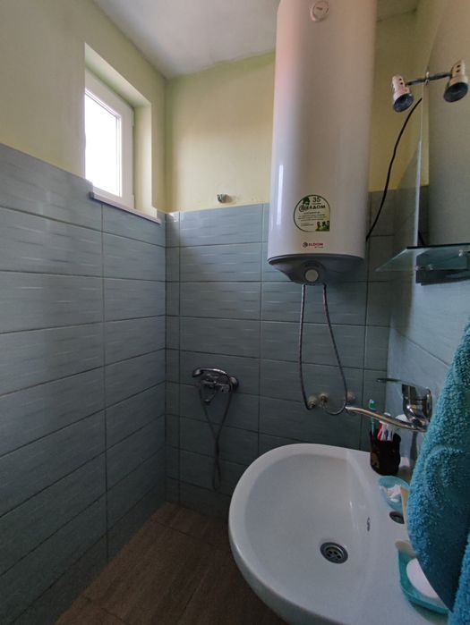 Продава се Етаж от къща в Генерал Тошево - 240 кв.м за 202 €/кв.м - Снимка #9