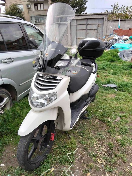 Продавам мотор скутер Sym Joyride