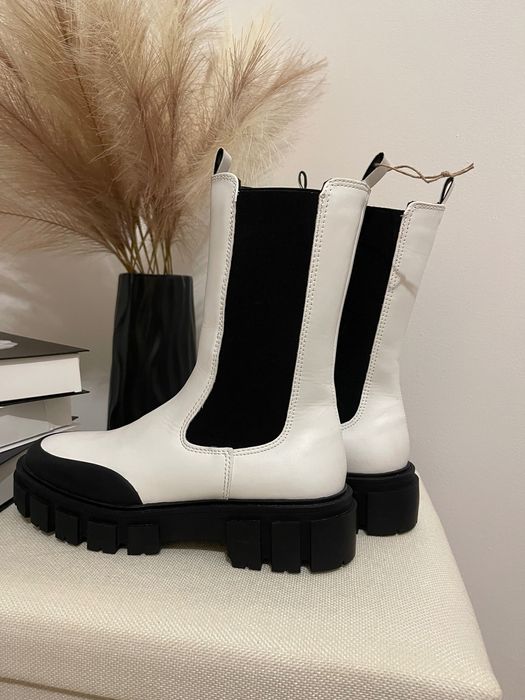 Дамски зимни боти