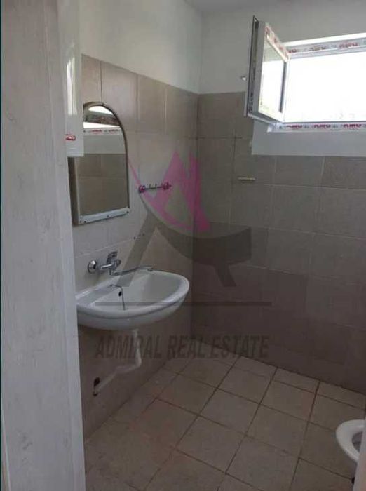 Дава се под наем Тристаен апартамент в Варна, Колхозен пазар - 72 кв.м за 400 € - Снимка #3