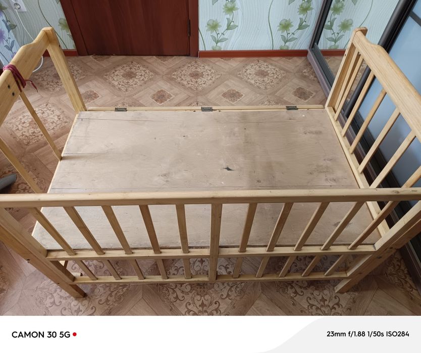 Продаётся детская кроватка