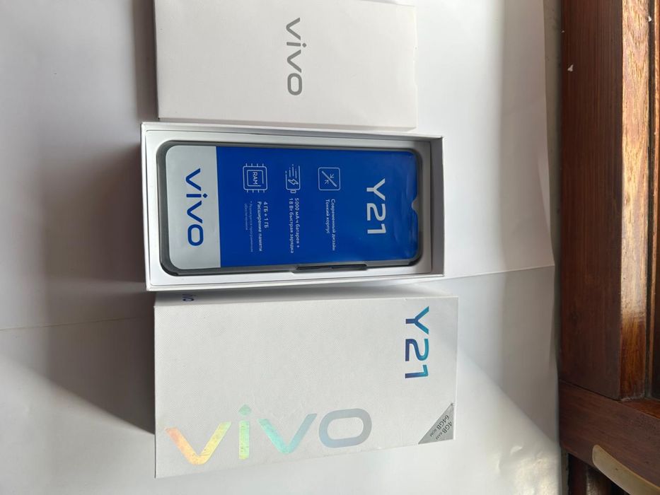 Смартфон VIVO Y21