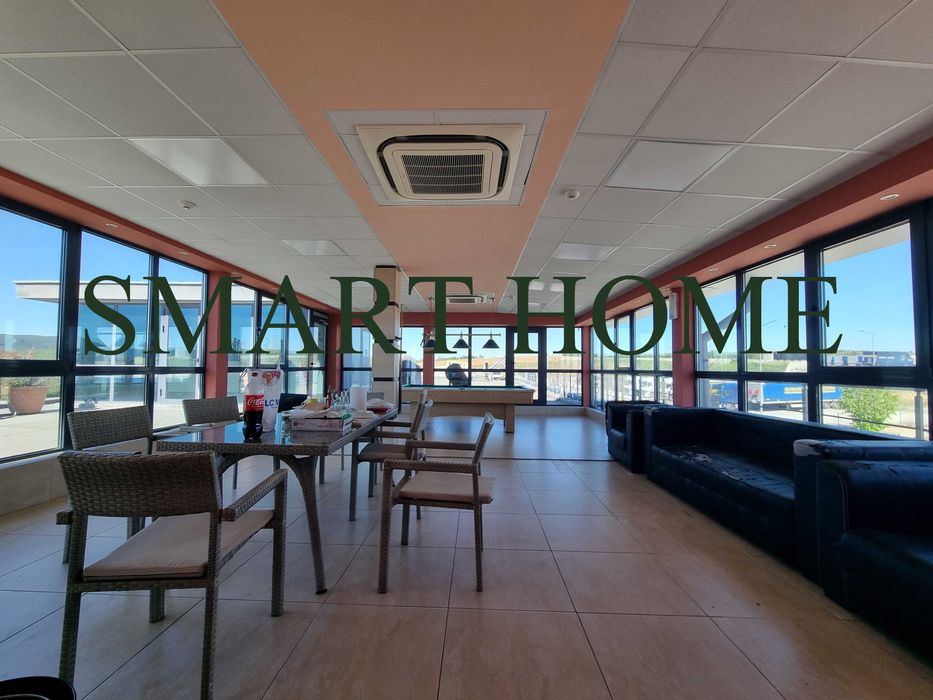 Дава се под наем Офис в Велико Търново, Център - 200 кв.м за 510 € - Снимка #1