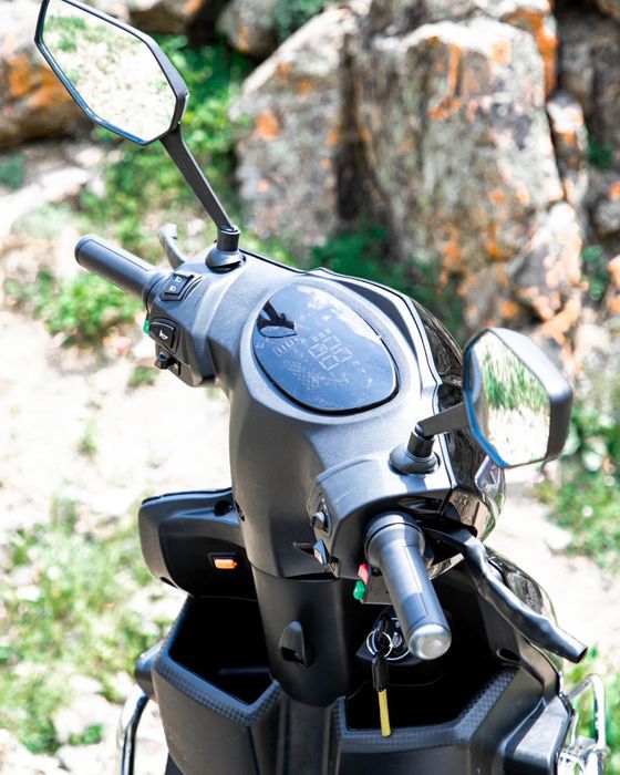 Skuter Largo motors