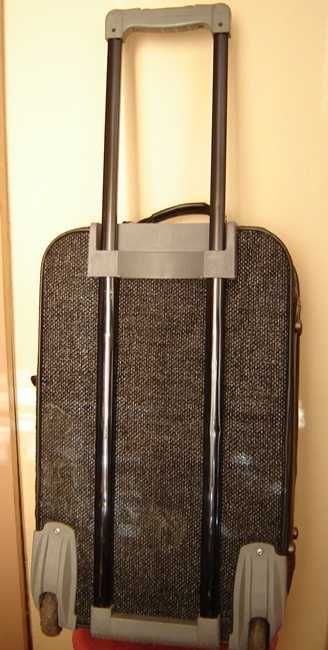 Голям италиански куфар – Ренцо Мети в сиво