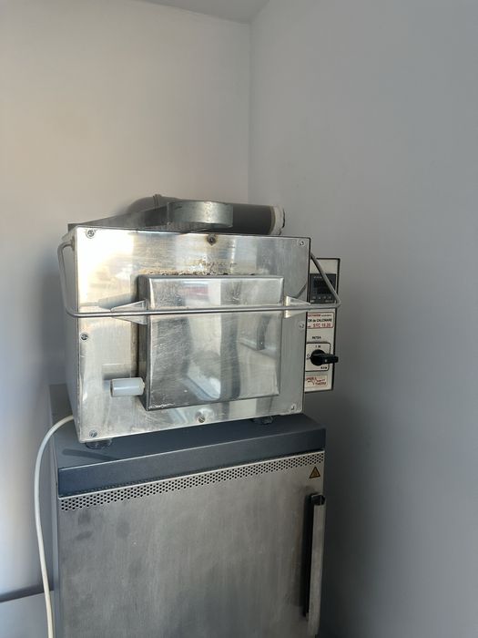 Castomat automat