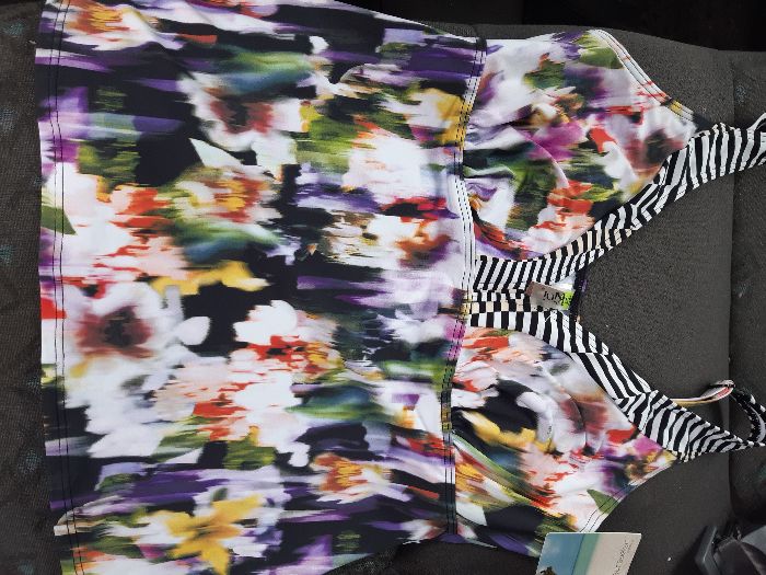 Sunseekers нов с голяма чашка Е/F бански и танкини