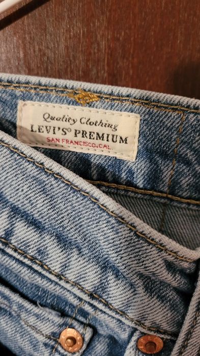 Jeans Levi's Skinny Taper (nou, cu eticheta)
