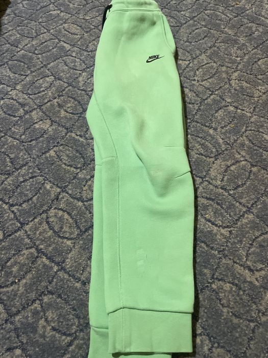 Pantaloni tech, culoare verde