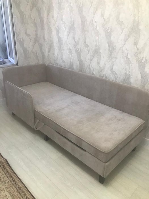 Продам новый диван. Очень удобный