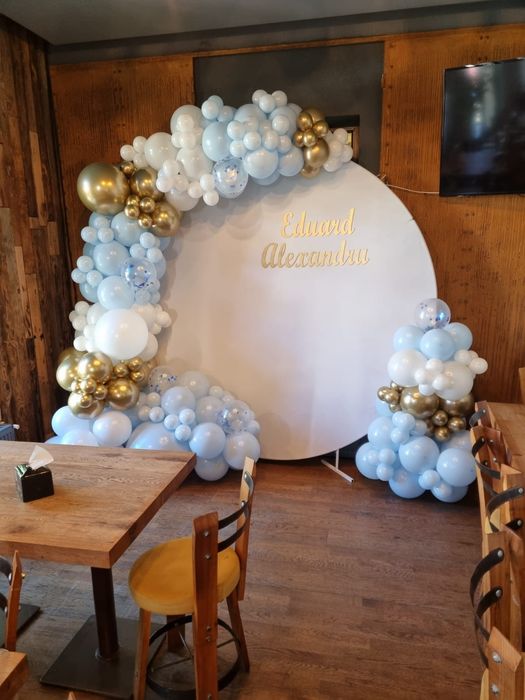 Decorațiuni și Aranjamente Profesionale pentru Evenimente Speciale