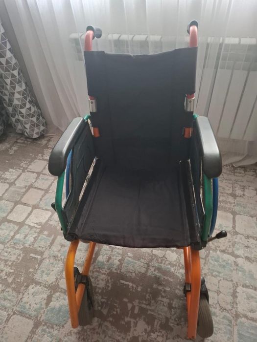 Инволидная коляска