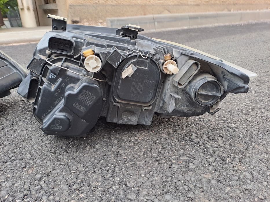 Фарове БМВ  е90 е91