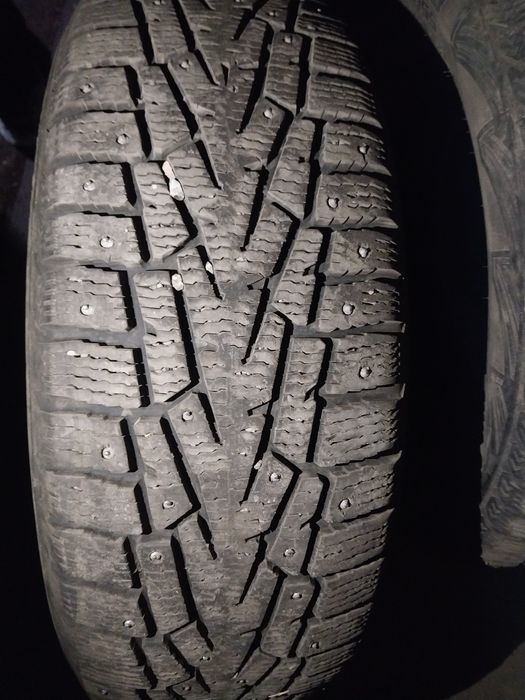 2 шины Cordiant 215 60 R16.