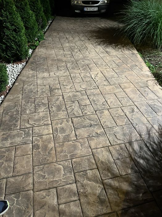 Pavaj beton amprentat, alei betonate, platforme betonate