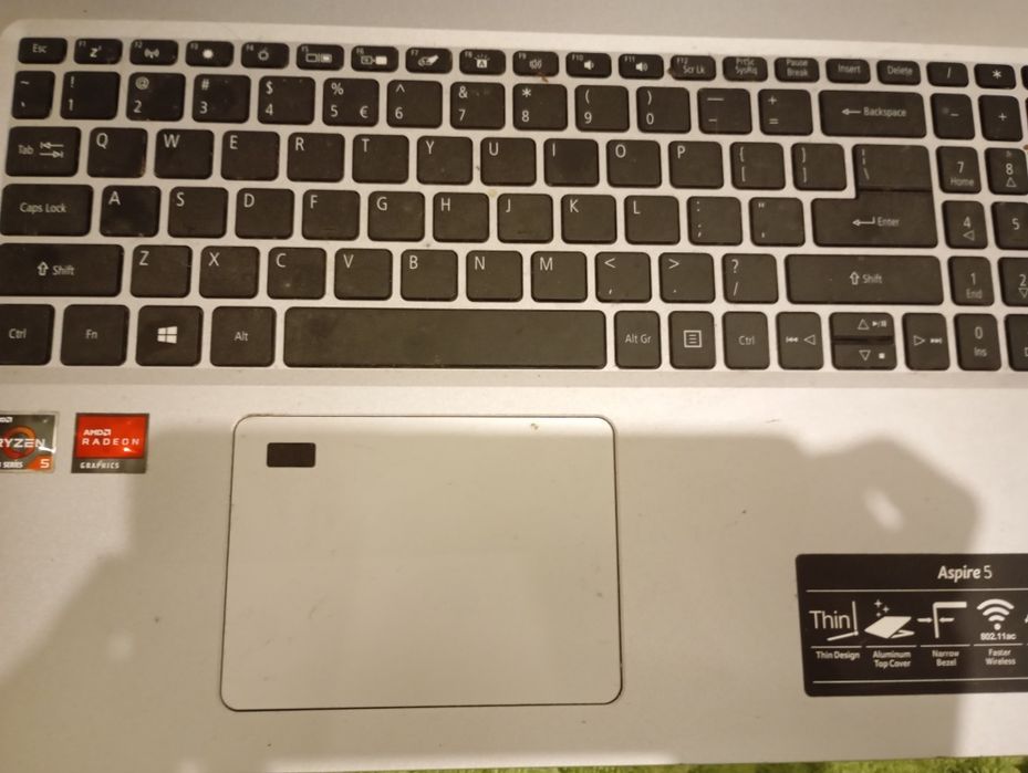 Acer Aspire 5 cu Windows 11 Home