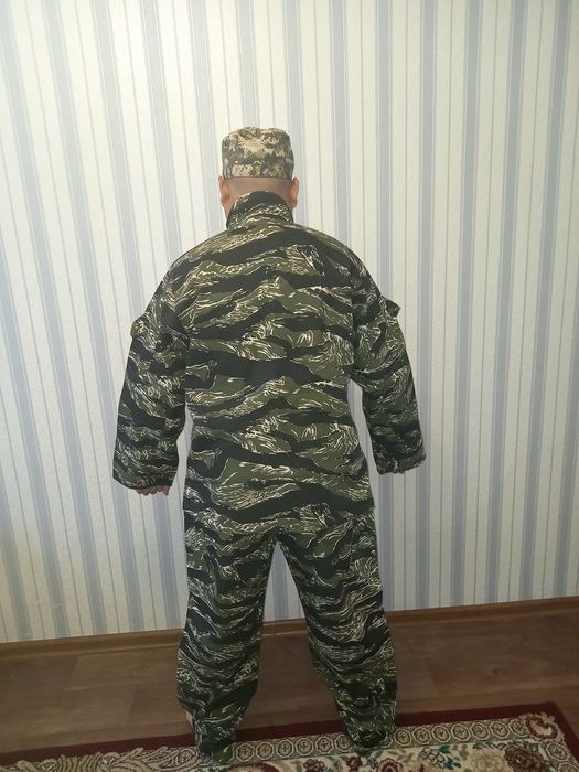 Продам военную форму 54 размер.