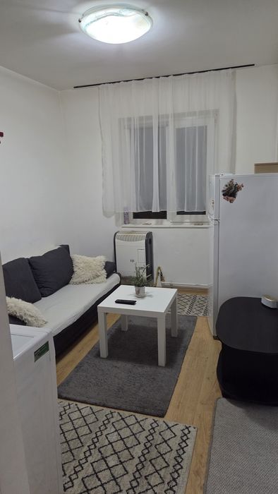 Proprietar - Garsoniera zona Girocului Judetean
