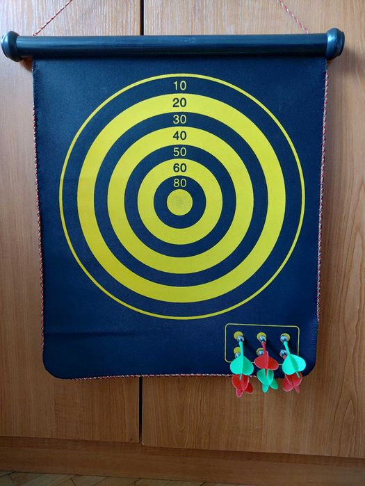 Магнитен дартс 41 см*49 см, 6 pcs