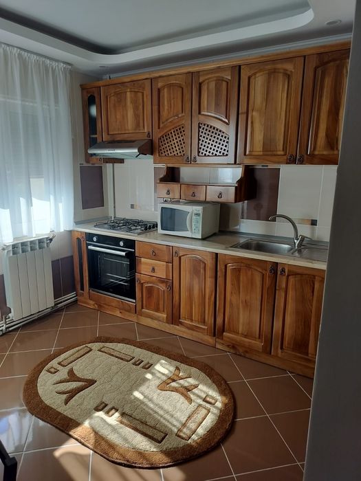 apartament de inchiriat