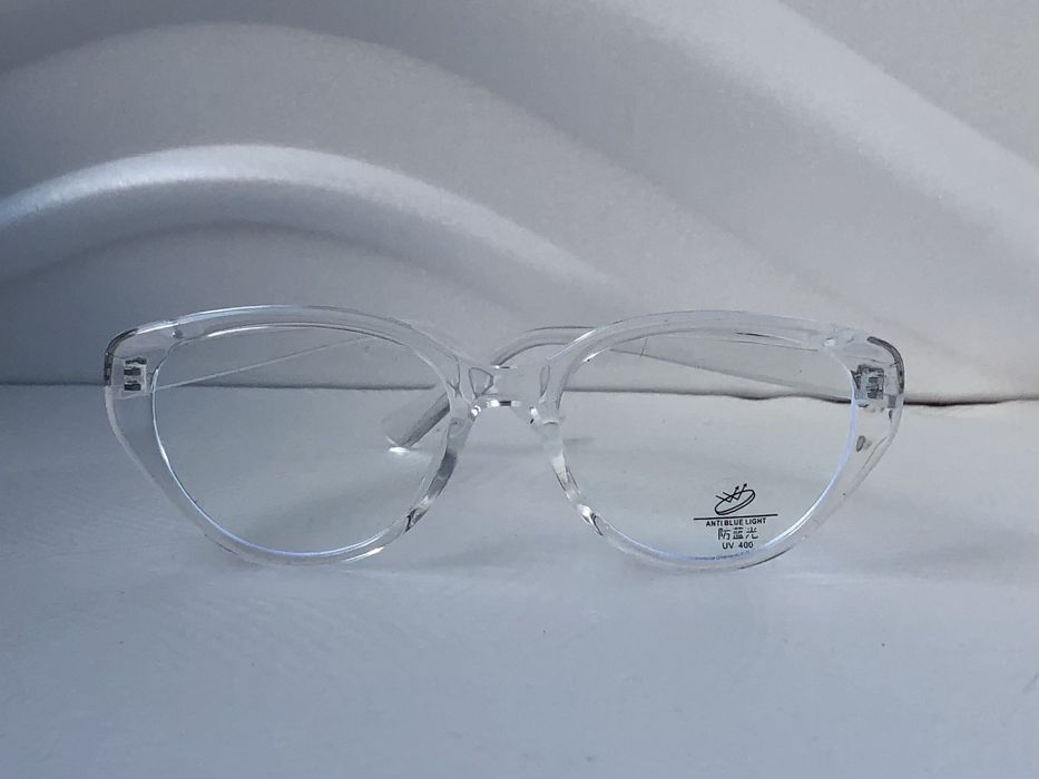 Прозрачни дамски очила за компютър