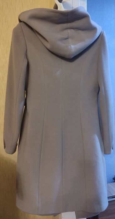 Продам женское пальто