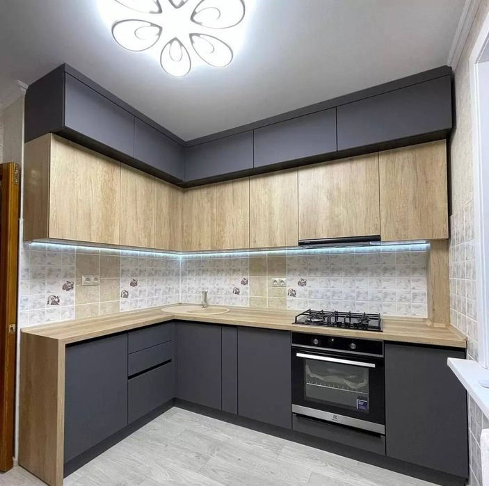 Кухни на заказ любой сложности на заказ от