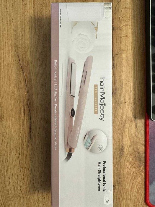 Преса за коса Hair Majesty HM-4030, керамично турмалиново покритие, изправяне и вълни
