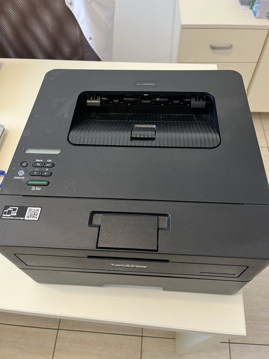Vand imprimanta BROTHER  HL-L2460DN  foarte  putin utilizata