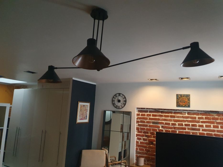 Lampa tavan  The Home