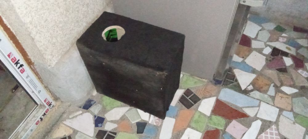 Срочно продаётся ящик от колонки